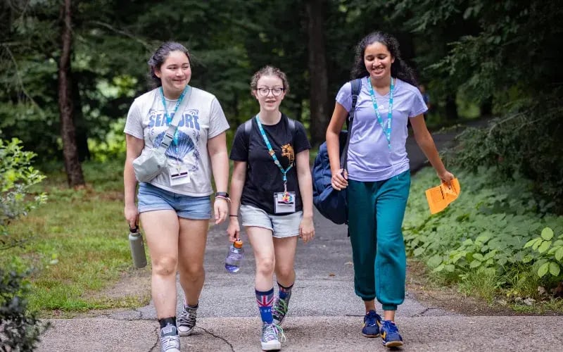EXPLO friends walking to class at Wellesley